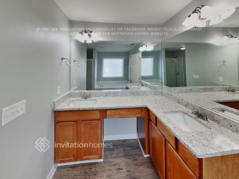 Building Photo - 2322 Loowit Falls Dr