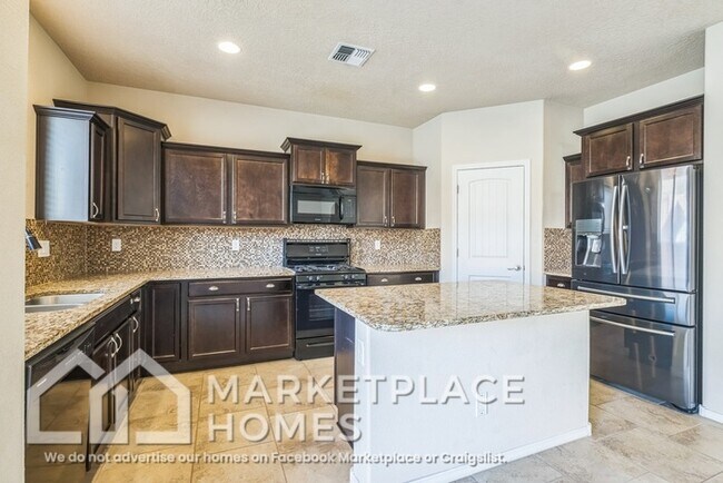 Building Photo - 7114 Wasilla Dr NE