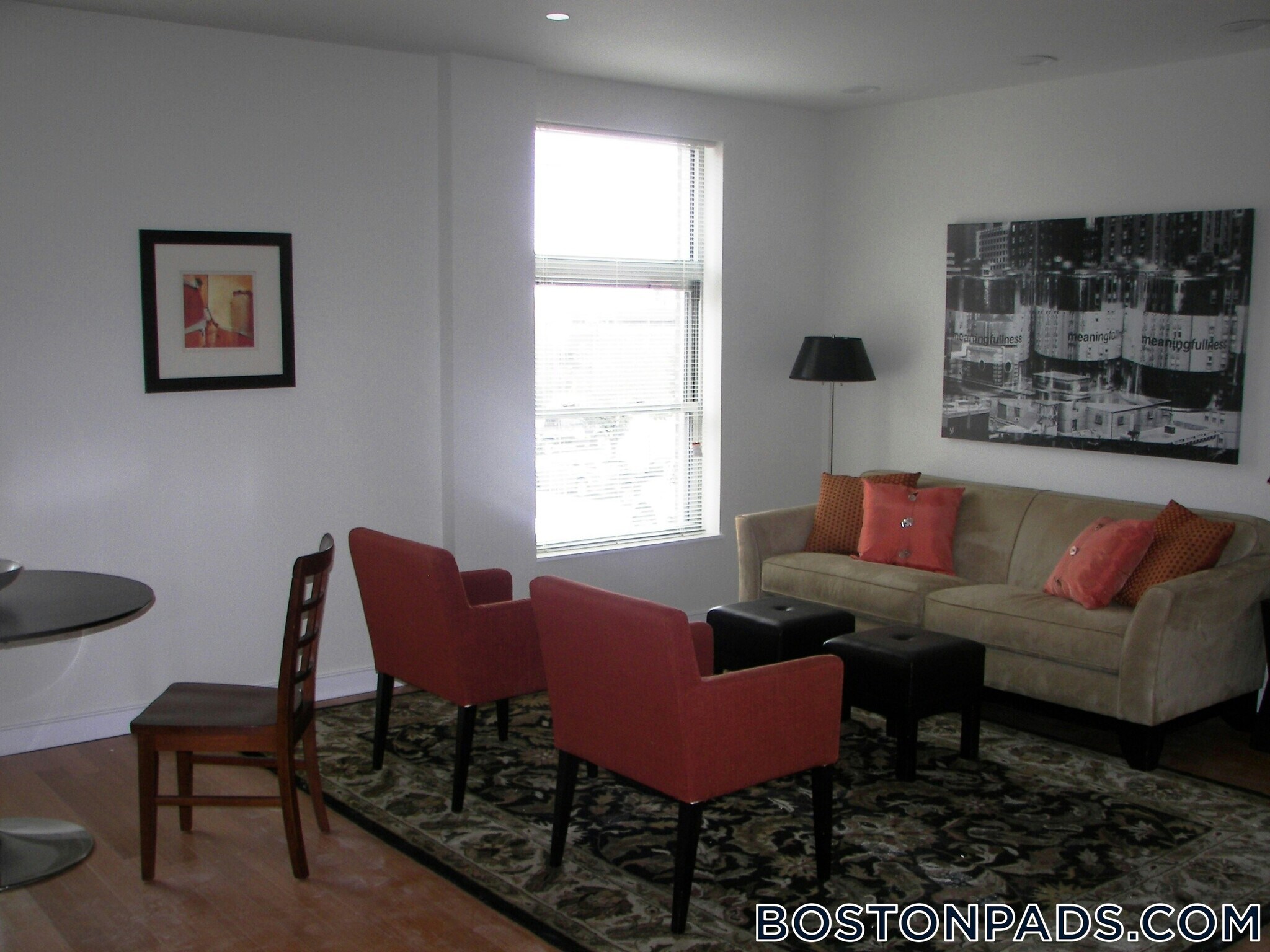 Building Photo - 601 Albany St