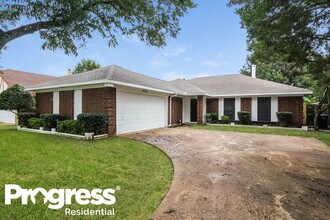 Building Photo - 3309 Country Creek Ln