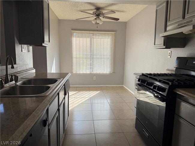 Building Photo - 2853 Wheelwright Dr