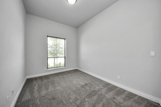 Building Photo - 28907 Ridge Valley Ct