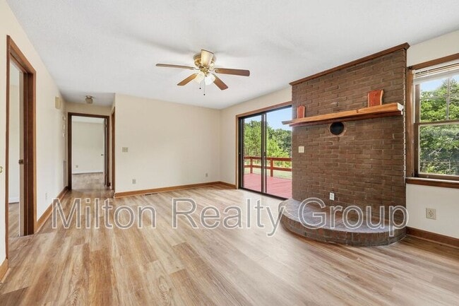 Building Photo - 763 Tingen Rd