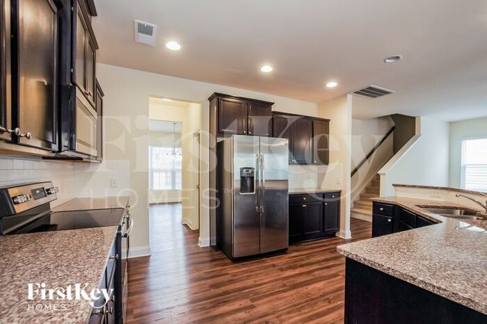 Building Photo - 9842 Maywine Cir