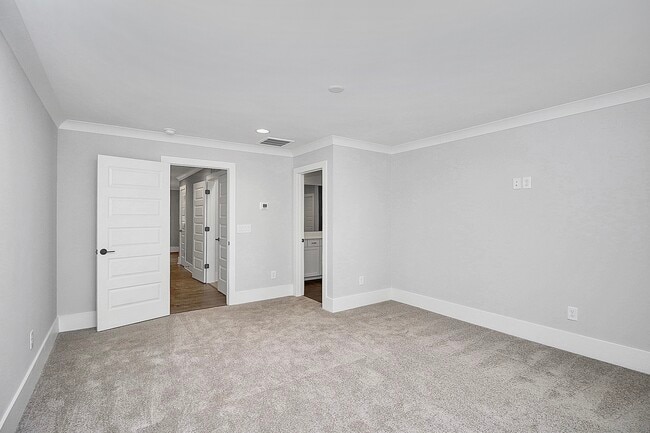 Building Photo - 2957 Ross Ave