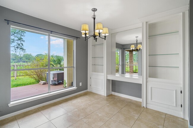 Building Photo - 16212 Seahorse Dr