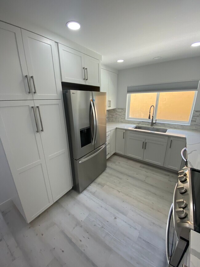 Building Photo - 9653 S 44th St