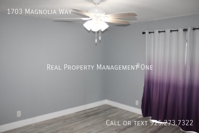 Building Photo - 1703 Magnolia Way