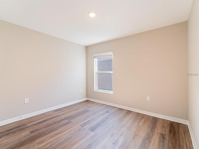 Building Photo - 13748 Wineberry Dr