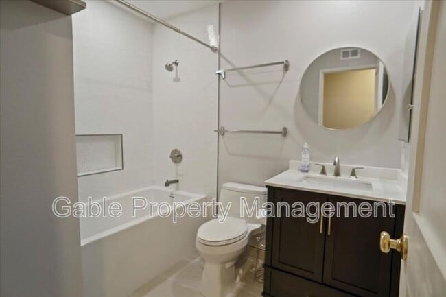 Building Photo - 25802 Quilla Rd