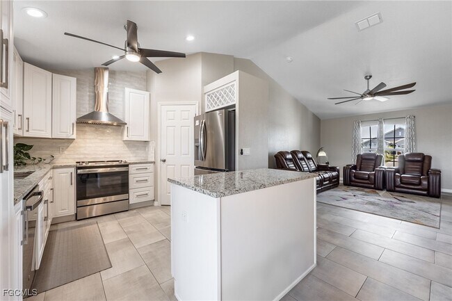 Building Photo - 1805 NW 7th Ave