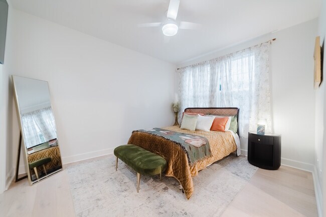 Building Photo - 7337 Corte TOMILLO