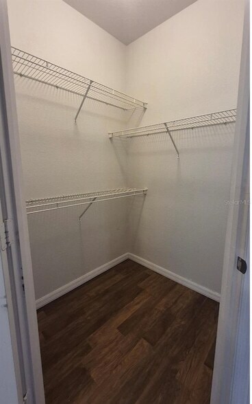 Building Photo - 1990 Erving Cir