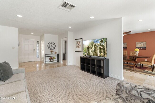 Building Photo - 15430 N 51st Pl