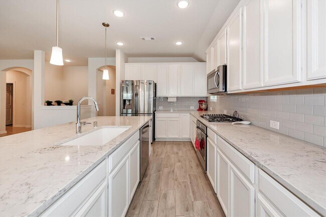 Building Photo - 6915 Twilight Elm Trace