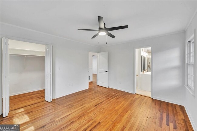 Building Photo - 1806 Knox St