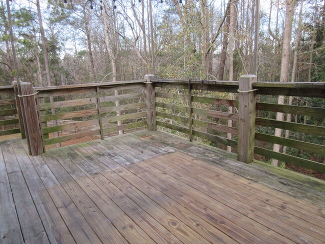 Building Photo - 1068 Mill Creek Loop