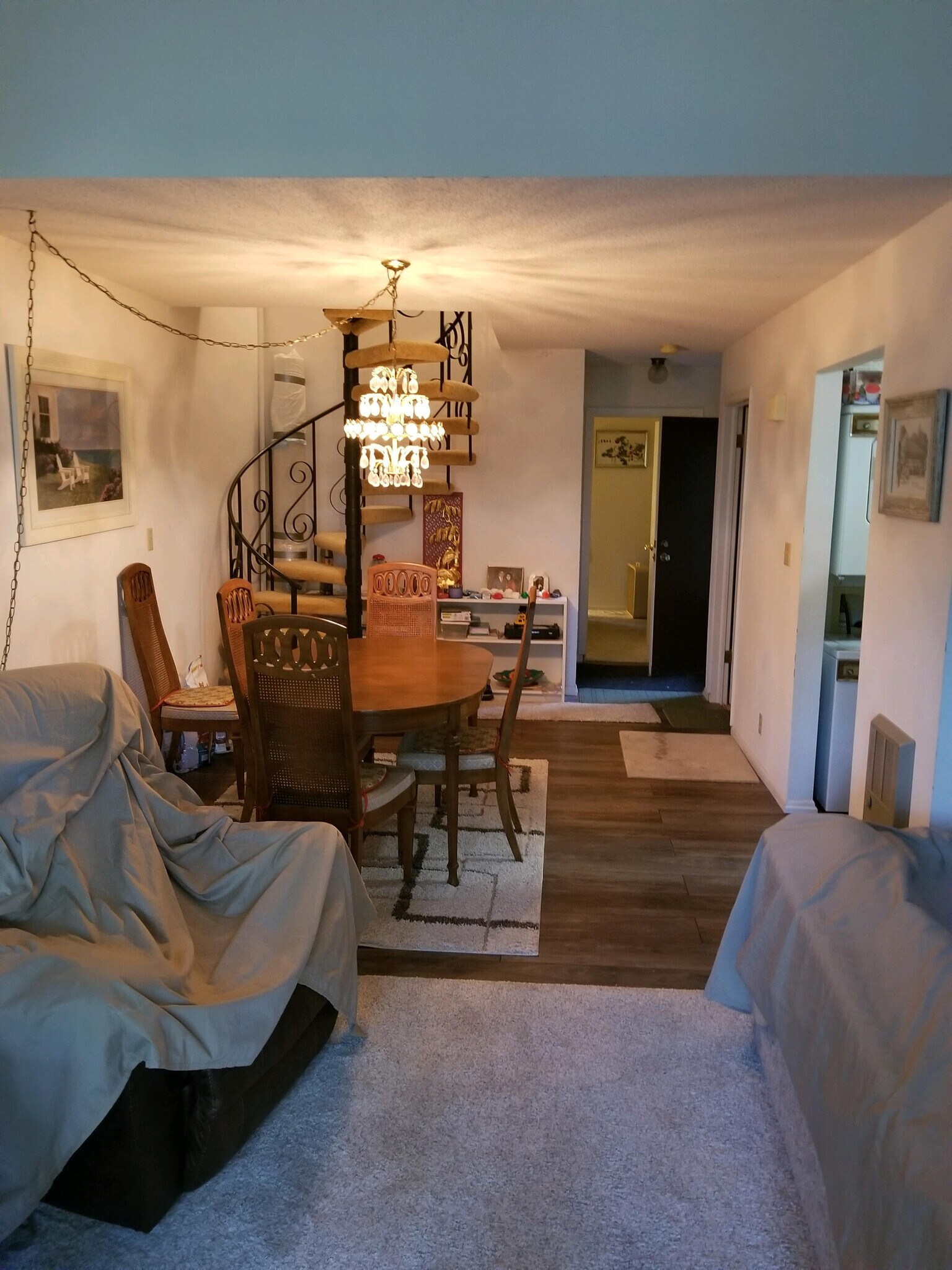 Building Photo - 10 Juniper Trl