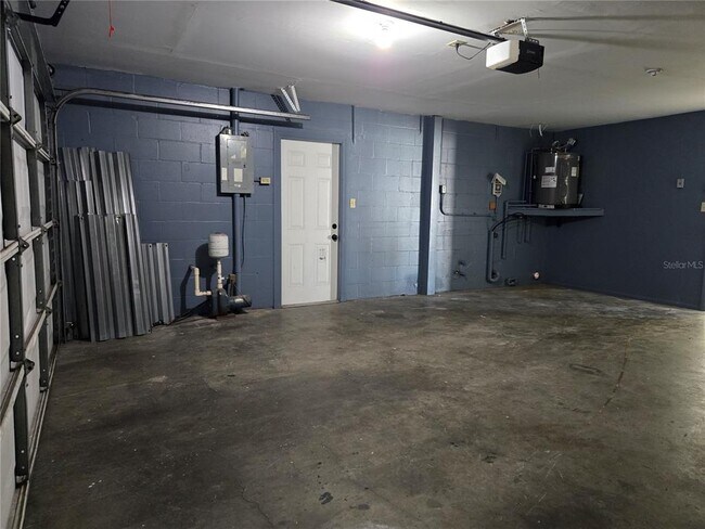 Building Photo - 9629 Morehead Ln