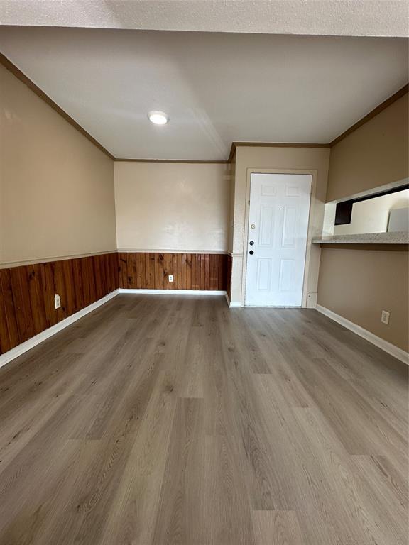 Building Photo - 206 Plaza Verde Dr