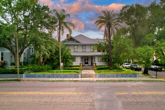 Building Photo - 911 S Rome Ave