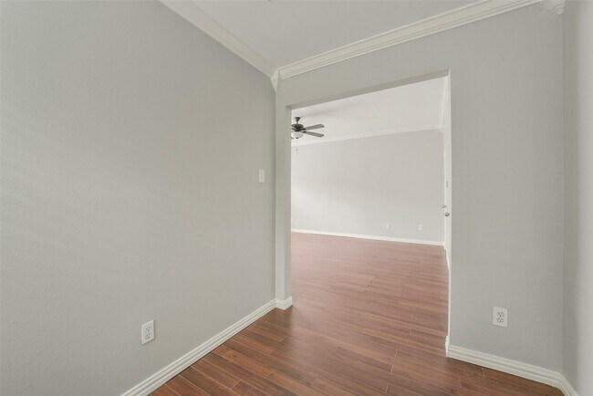Building Photo - 11 Verbena Bend Pl