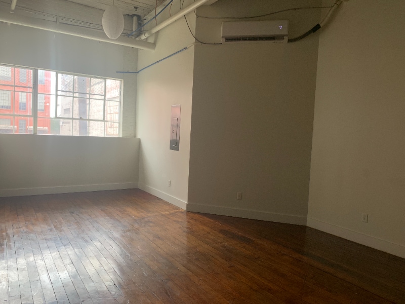 Building Photo - 1415 Kemper St