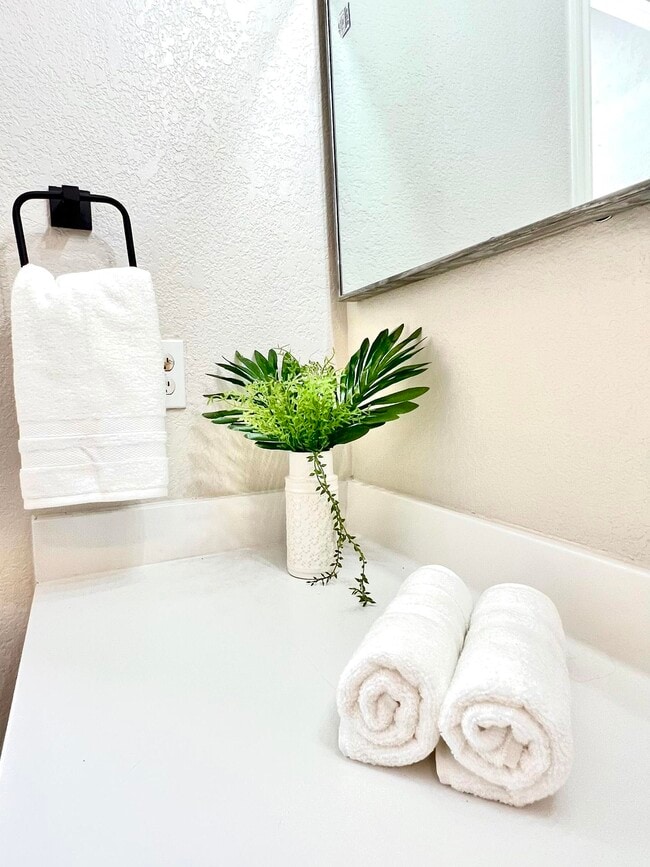 Building Photo - 7834 Caballo Canyon