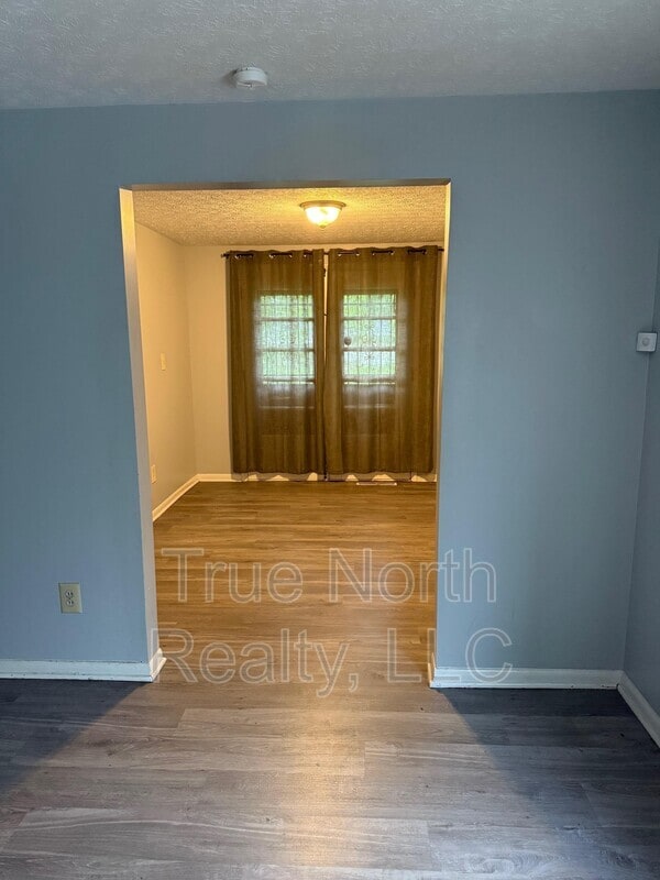 Building Photo - 1608 Smith Rd