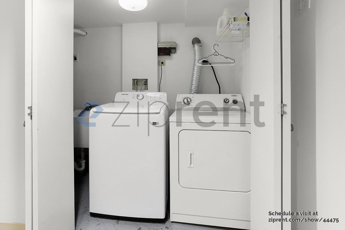 Building Photo - 5536 27th Ave NE