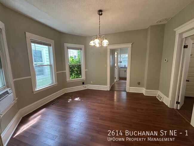 Building Photo - 2614 Buchanan St NE