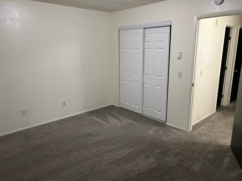 Building Photo - 2254 Rockspring Rd