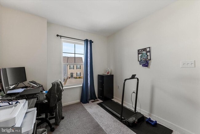 Building Photo - 35 Mengel Rd