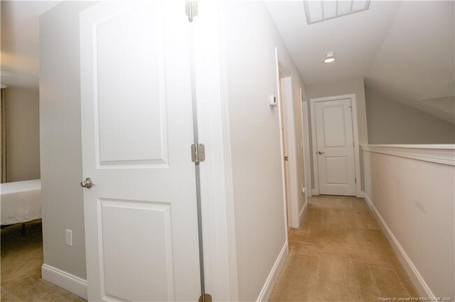 Building Photo - 133 Cypress Cir
