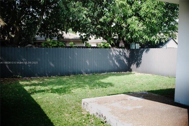 Building Photo - 20522 SW 92nd Pl