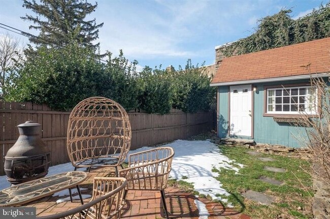 Building Photo - 229 Benezet St