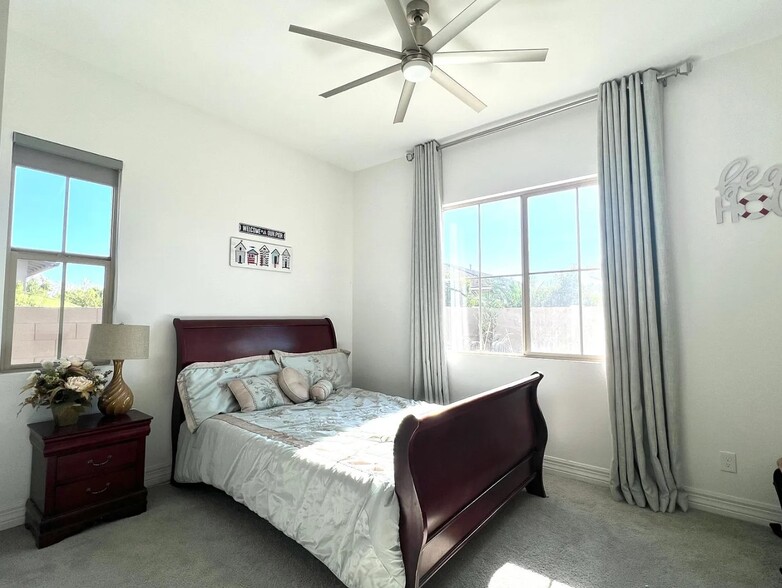 Building Photo - 3649 E Pinto Dr