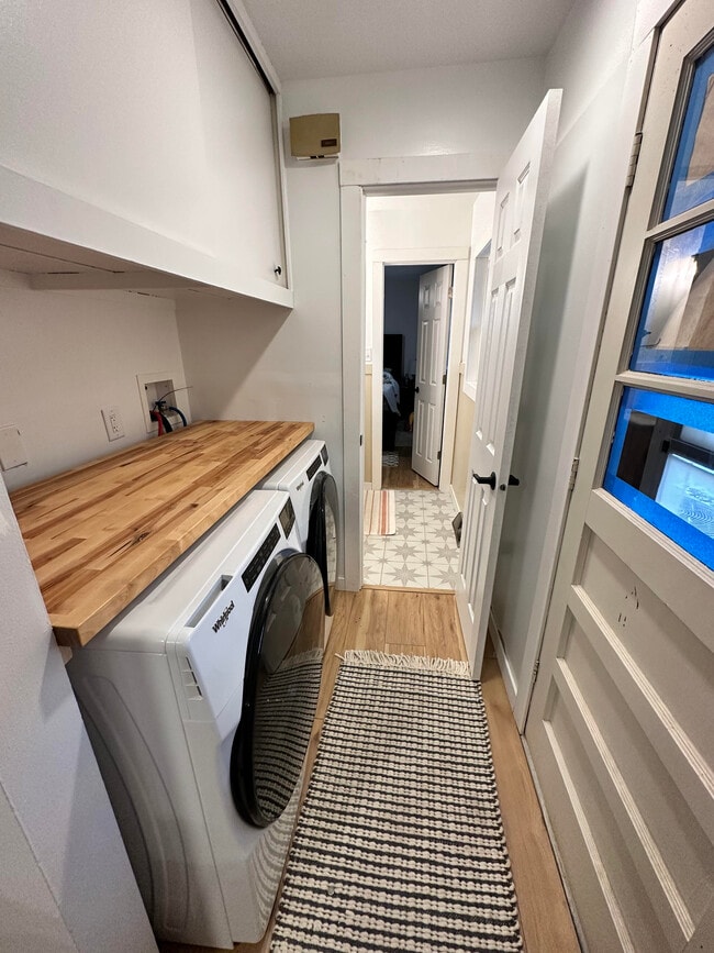 Building Photo - 1701 Cassell Rd