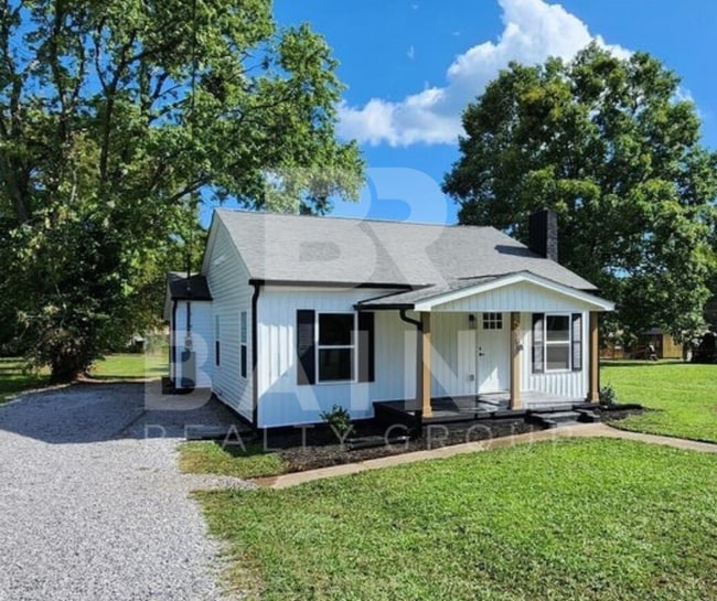 Building Photo - 938 Avenue A