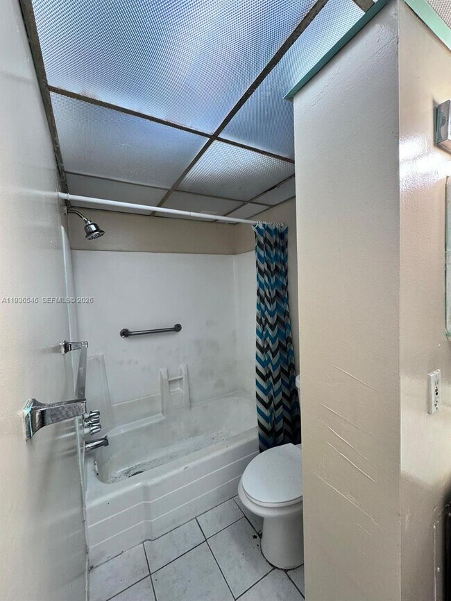 Building Photo - 2800 NW 56th Ave