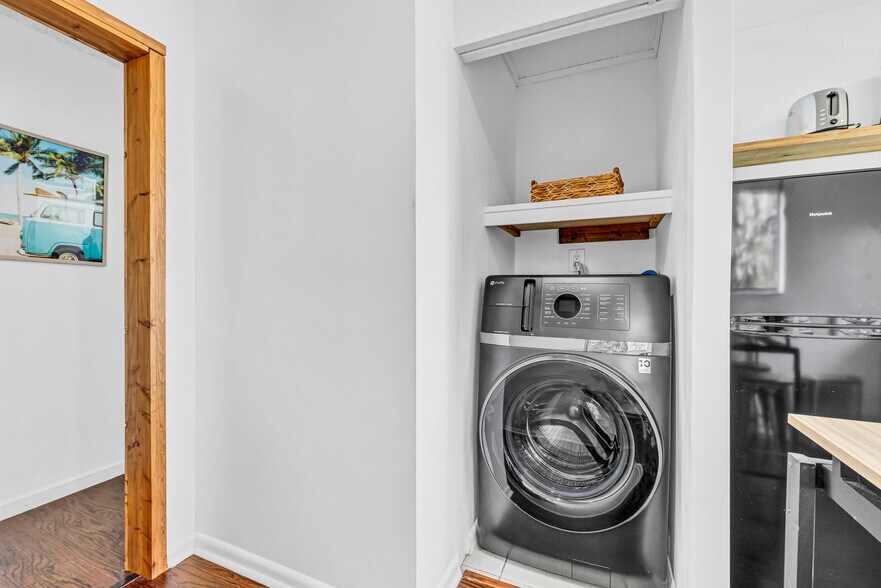 Laundry - 3509 NE 20th Ave