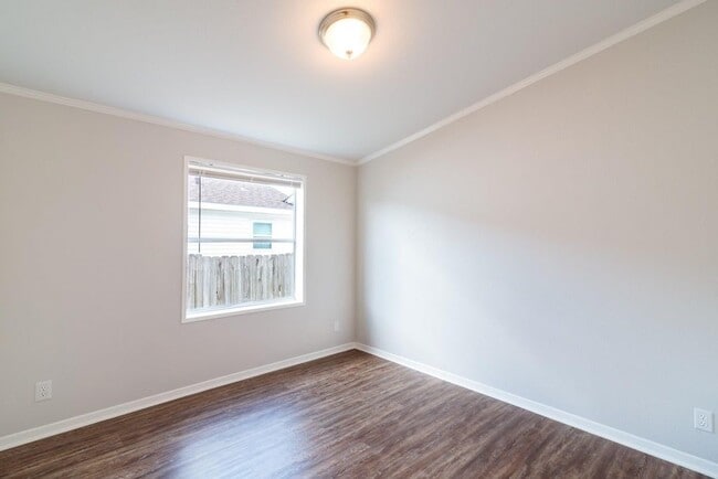 Building Photo - 10115 Berrybriar Ln