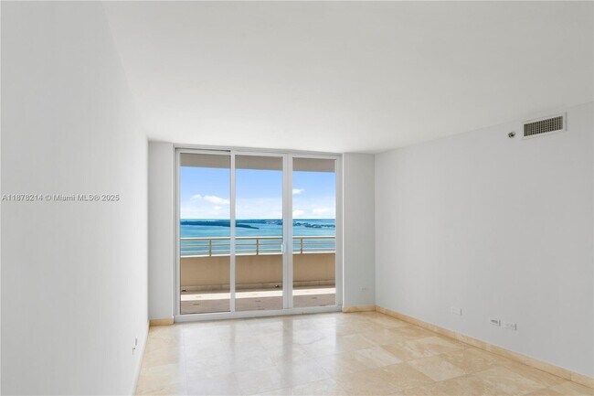 Primary Photo - 808 Brickell Key Dr