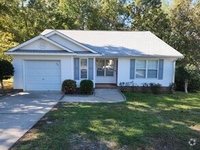 Building Photo - Lovley 3 Bedroom 2 Bath Located in Irmo**A...