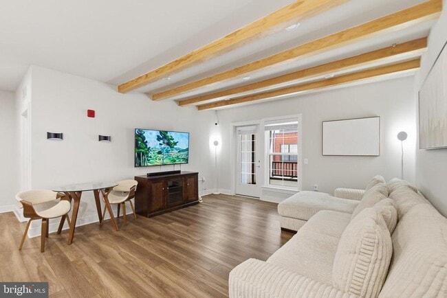 Building Photo - 100 St Ives Pl