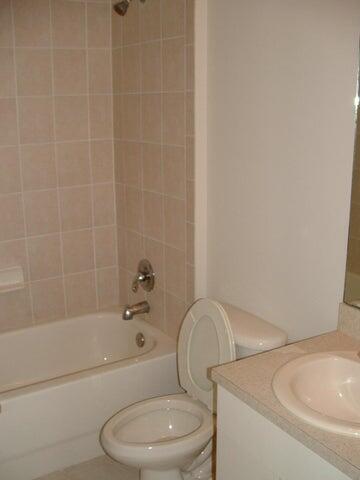 Building Photo - 2904 Hidden Hills Rd