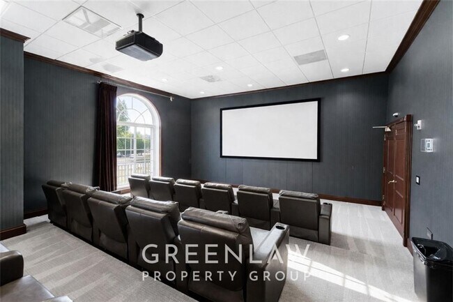 Building Photo - 195 14th St NE