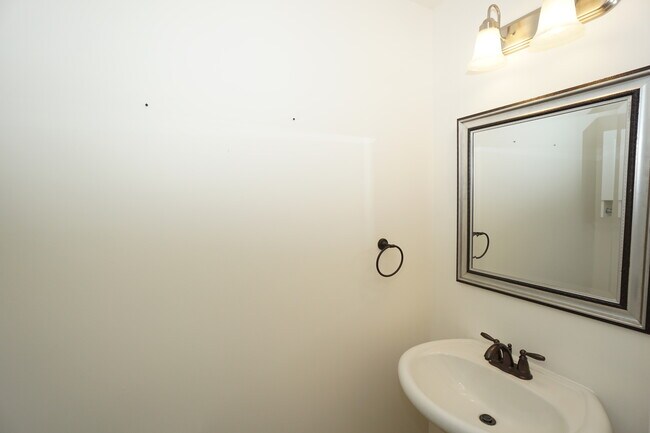 Building Photo - 210 Portage Ln