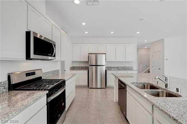 Building Photo - 677 Soaring Wings Ave