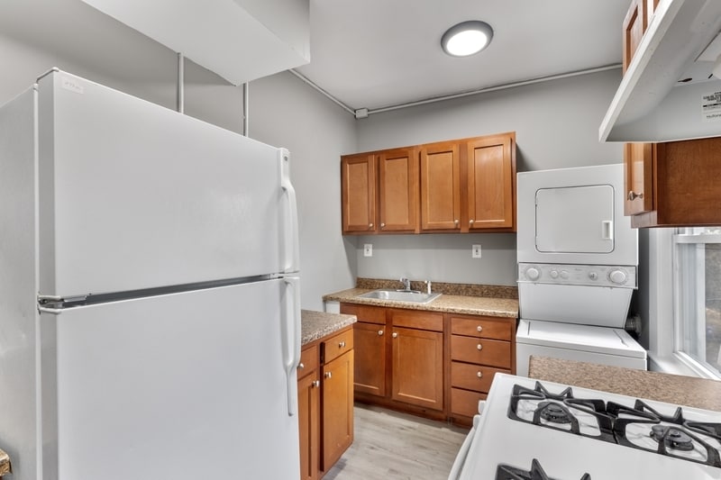 Building Photo - 1615 N Hilton St